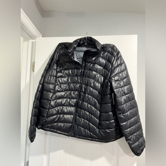 Old Navy Jackets & Blazers - NEW NWT Old Navy black shiny thin puffer jacket‎ coat 2x XXL